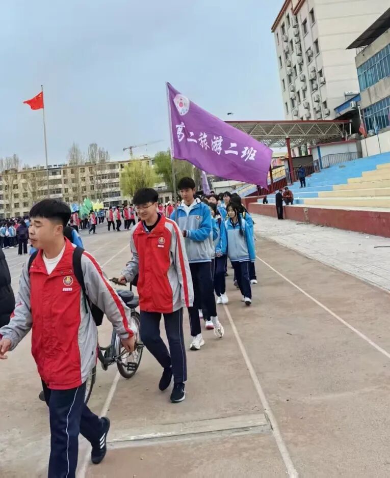 说明: 61a7a157a0b3c5e25b0b434ff06fc8cf6eee1044