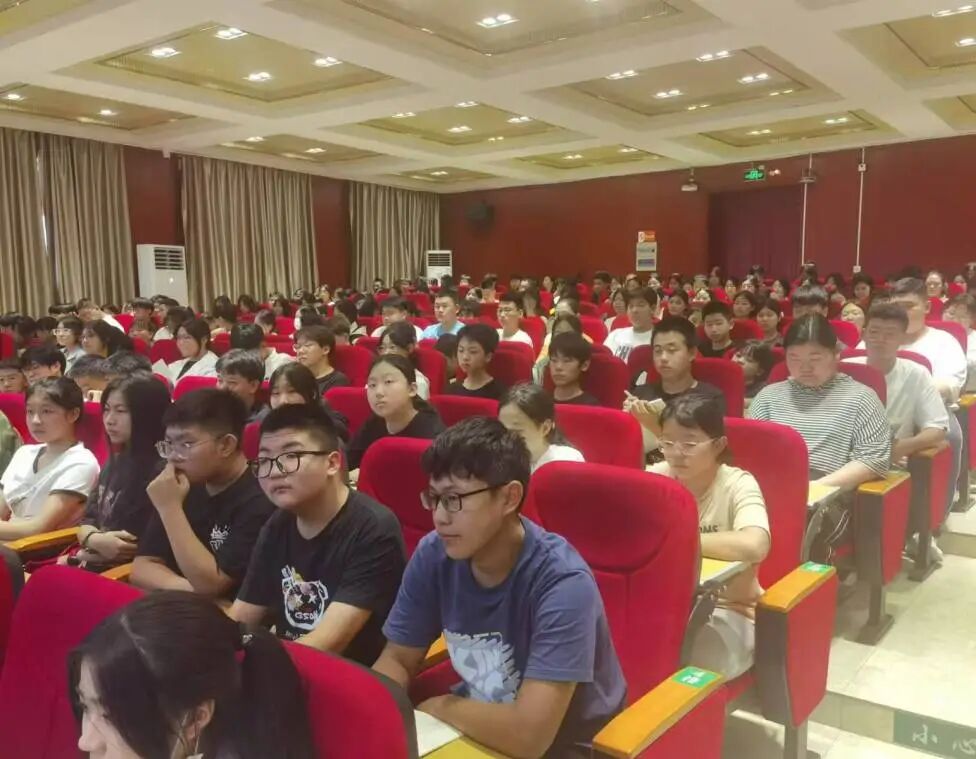 说明: 0e086f5d610d2679afc3d7cb854046e6068a1187