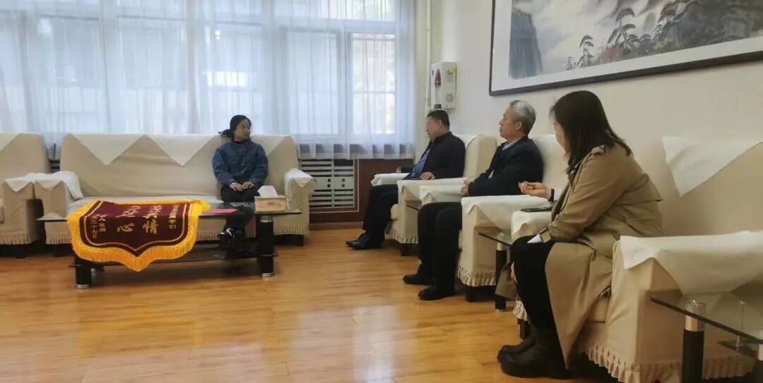 说明: 170df69a3c4ab106b05172540c73d20cdd829450