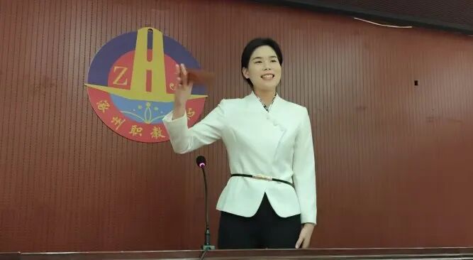 说明: 254725be983188f2909510ed8a4fb152146532c7