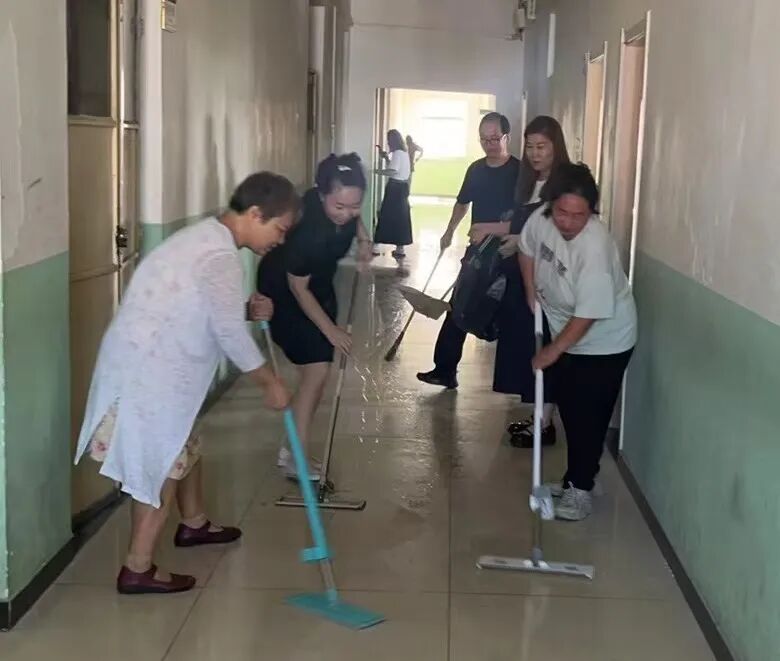 说明: 48acc54bf47de995e67ab64b336eb1a231e7a593